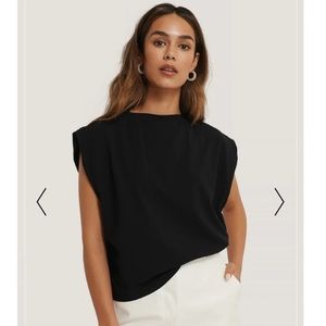 NA-KD Reborn Organic Sleeve Detail Black Top